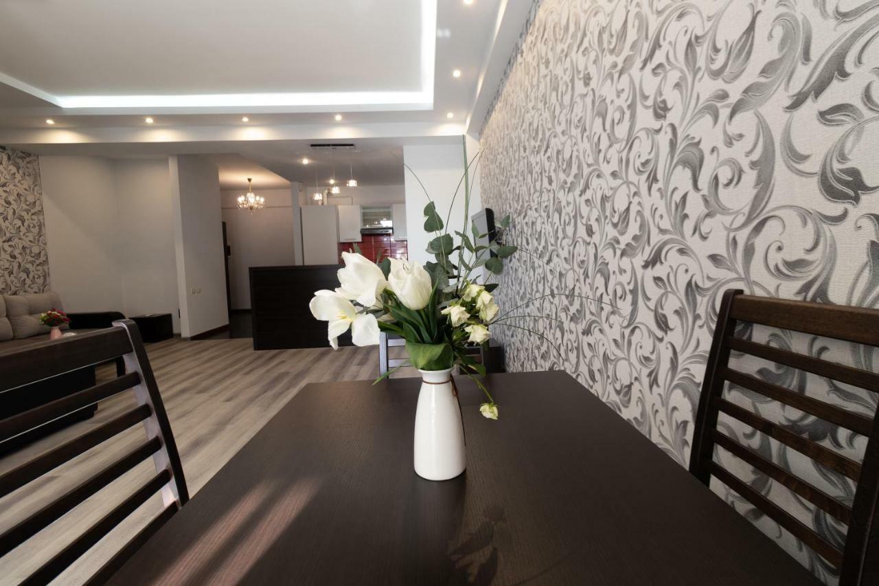 Stay Inn Apartments At Northern Avenue เยเรวาน ภายนอก รูปภาพ