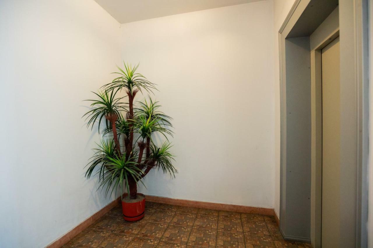 Stay Inn Apartments At Northern Avenue เยเรวาน ภายนอก รูปภาพ