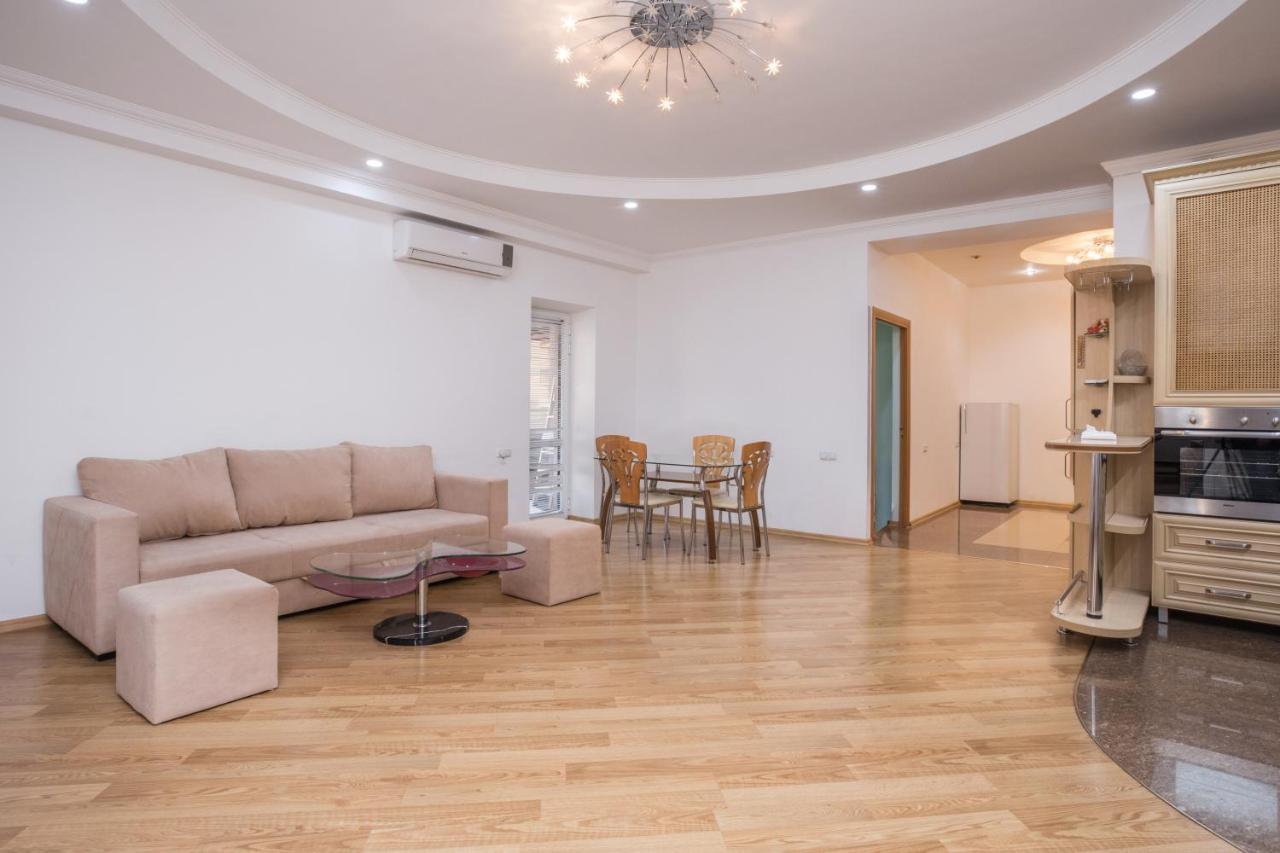Stay Inn Apartments At Northern Avenue เยเรวาน ภายนอก รูปภาพ